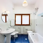 Sunshine Bed & Breakfast 3*